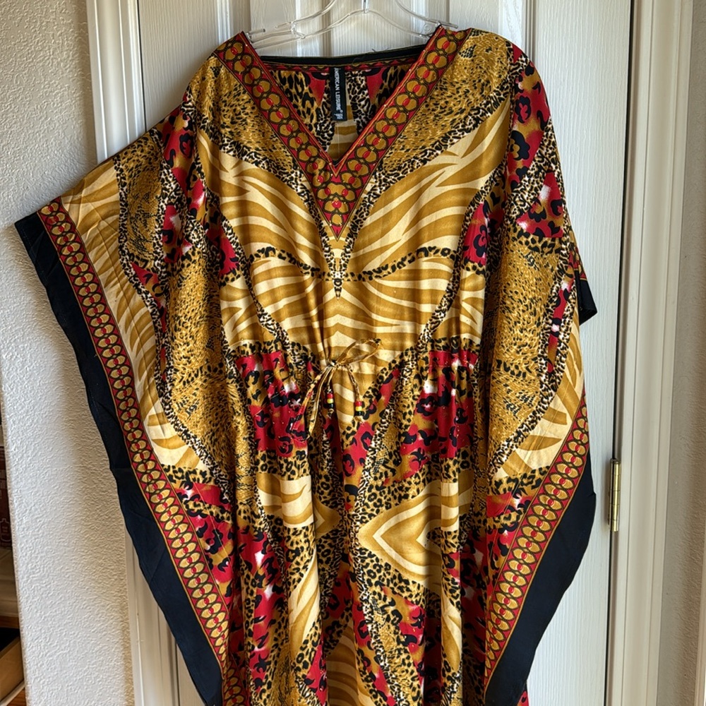 NWT AMERICAN LEISURE COLORFUL TRIBAL LOOK PRINT CAFTAN ONE SIZE